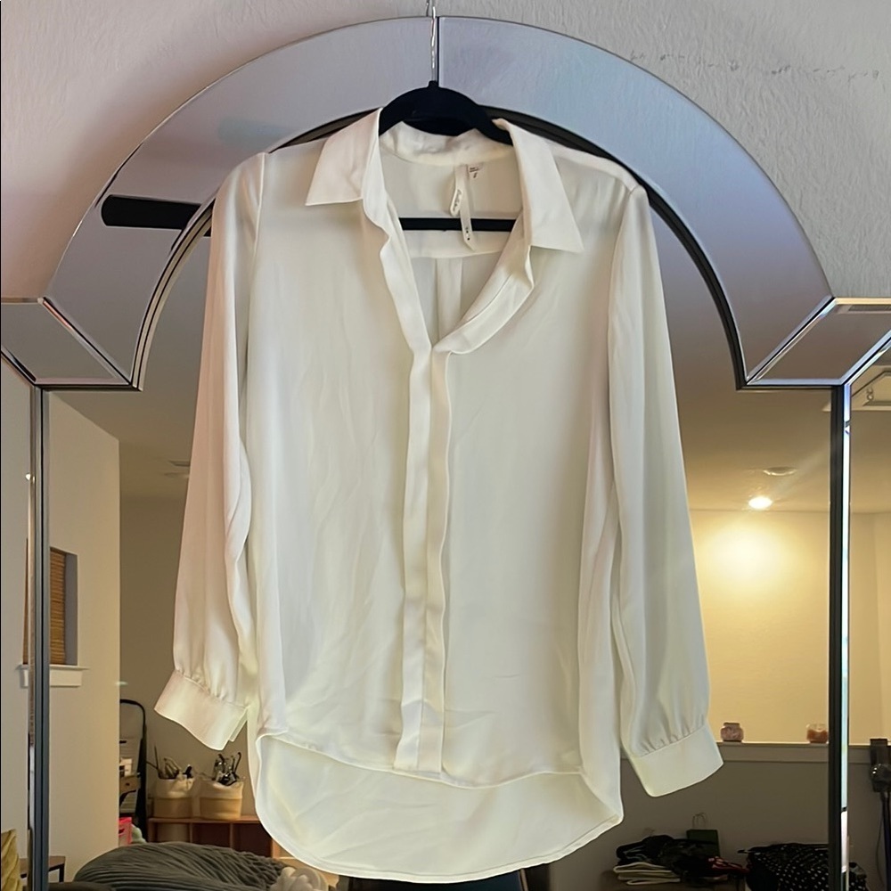 Bellatrix White 3/4 Sleeve Notched Collar Button Down Shirt